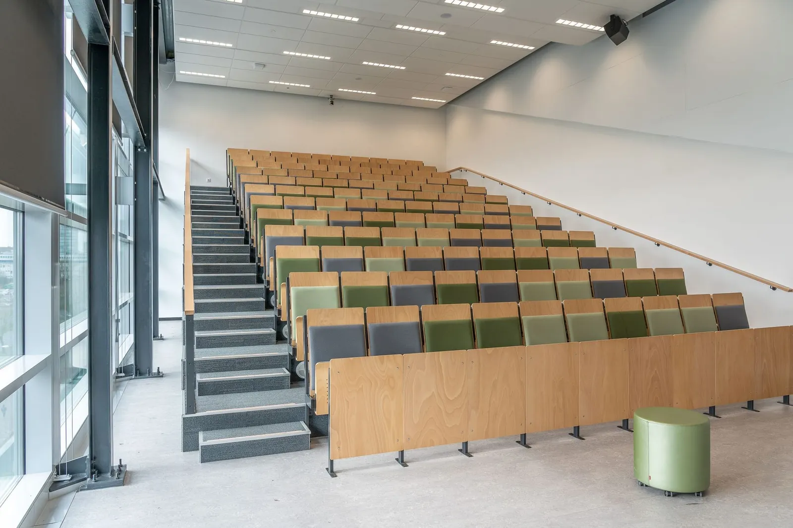 Modern seminer salonu